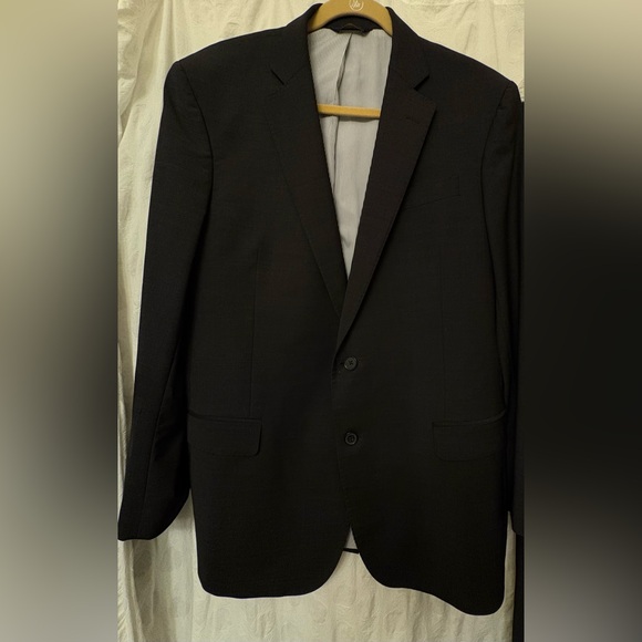 Brooks Brothers Explorertwo-piece suit in Fitzgerald style.